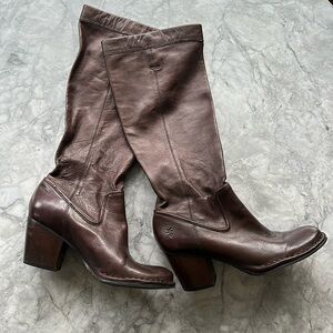 Frye Rory Scrunch Boot size 7